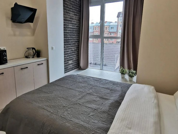 Мини-студия эконом для 1 гостя с панорамным окном